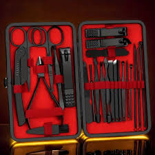 KIT DE MANICURA Y PEDICURA / CORTA UÑAS 24 PIEZAS